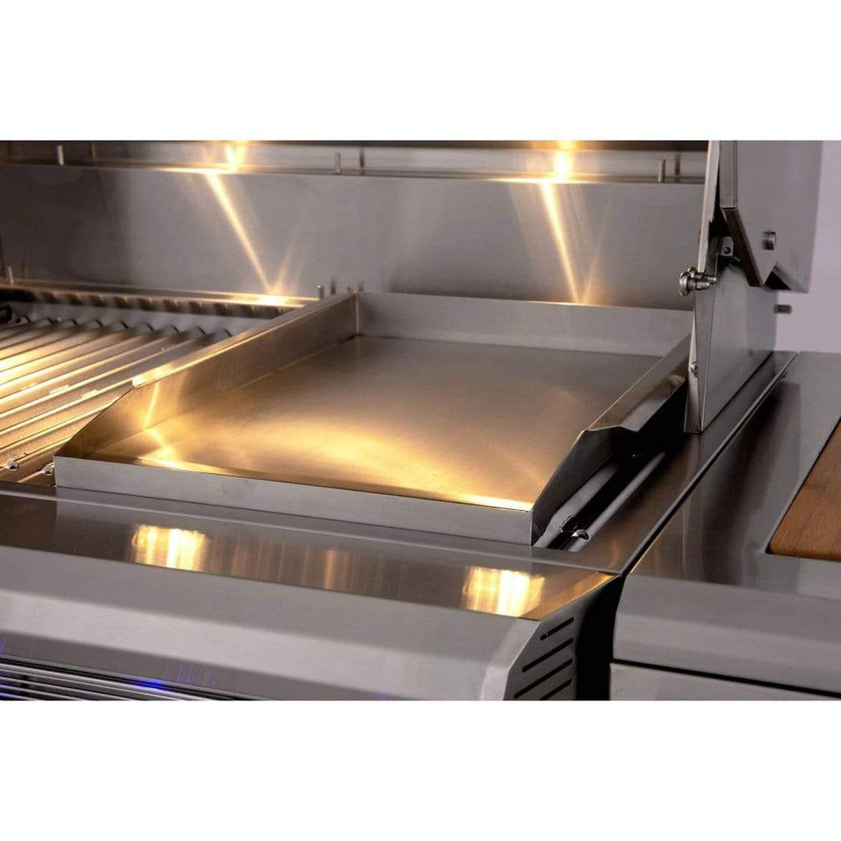 Summerset Muscle Series 54-Inch Built-In Hybrid Gas and Charcoal Grill - American Made