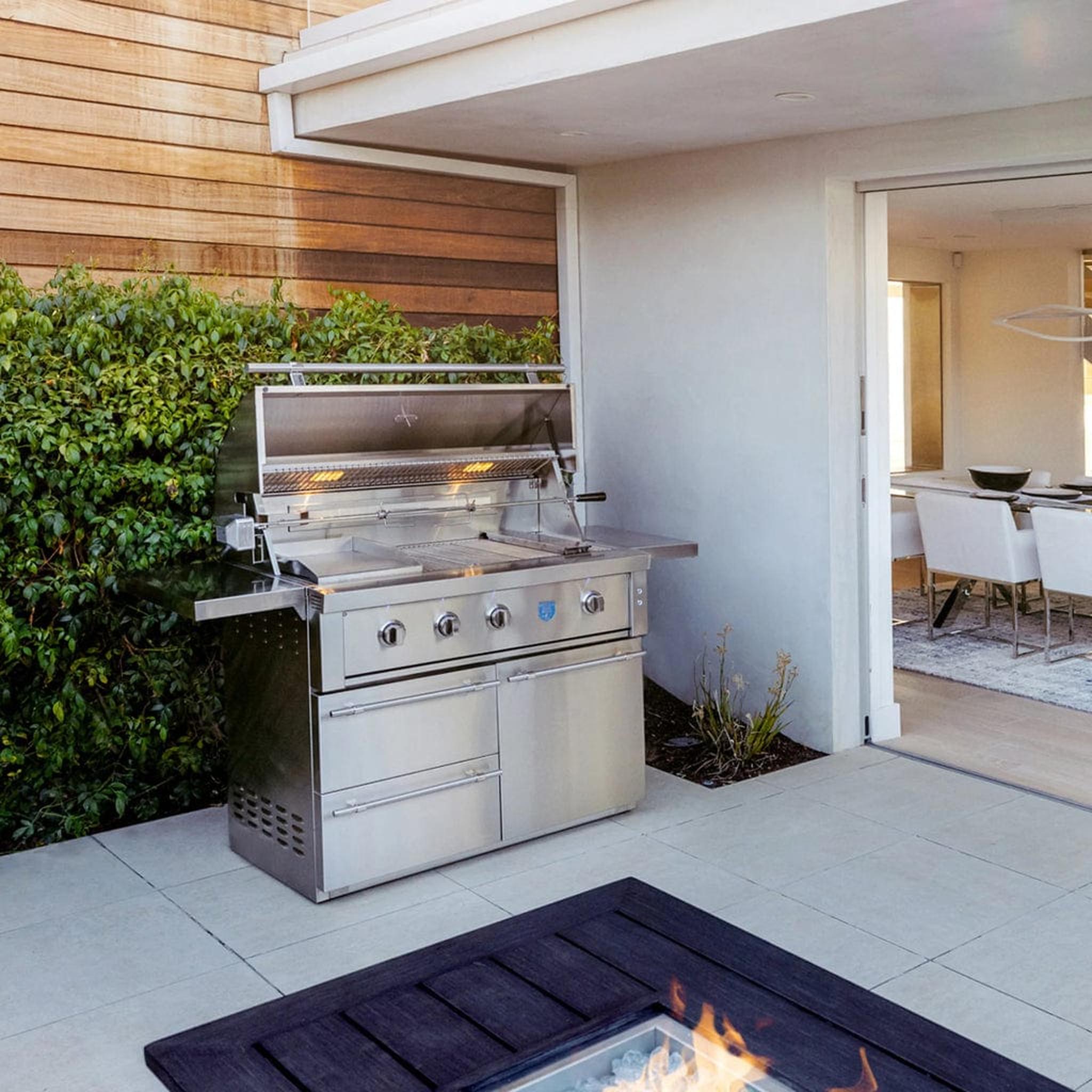 Summerset Estate Series 42-Inch American Made Freestanding Gas Grill