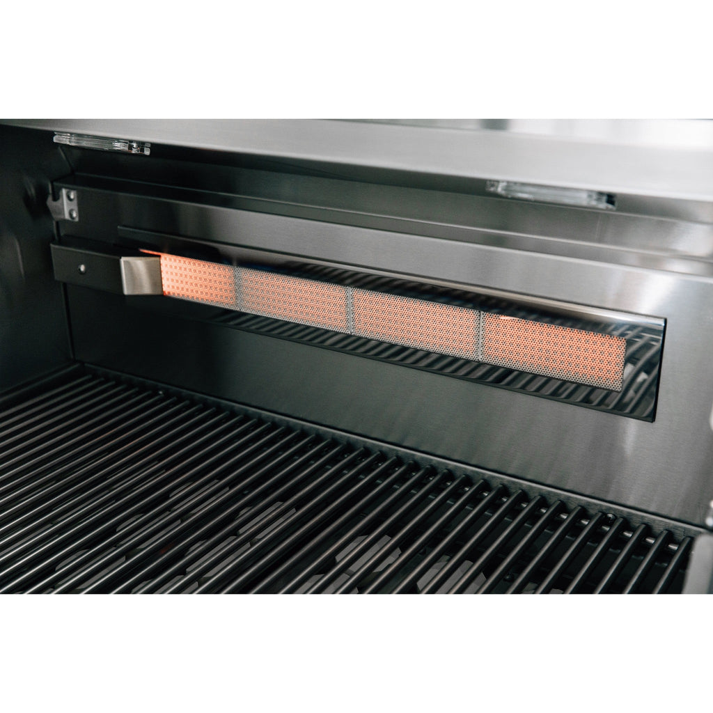 Summerset Alturi 36-Inch 3-Burner Professional Built-In Natural Gas Grill