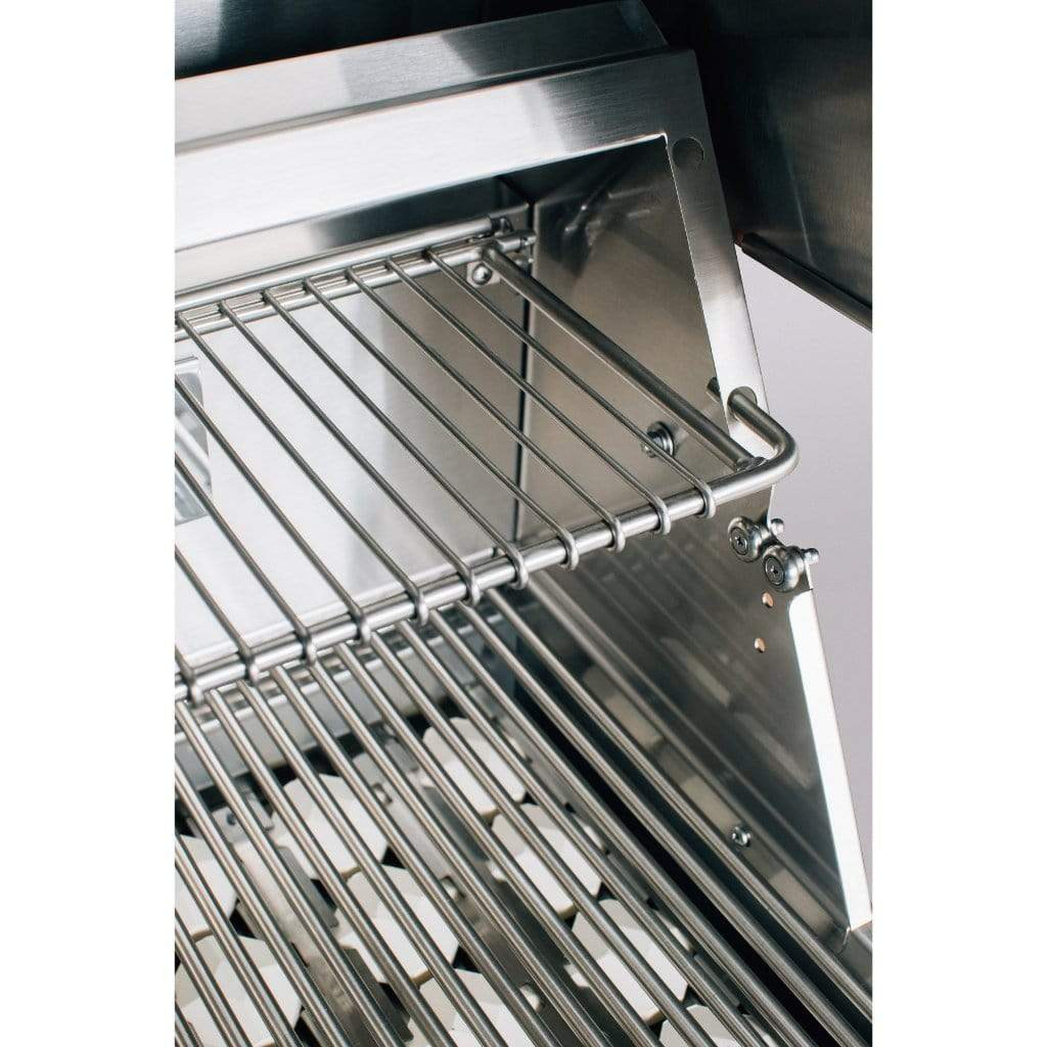 Summerset Estate Series 30-Inch American Made Built-In Natural Gas Grill