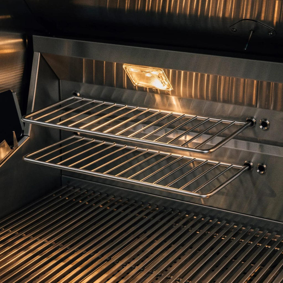 Summerset Atlas Series 36-Inch American Made Freestanding Natural Gas Grill